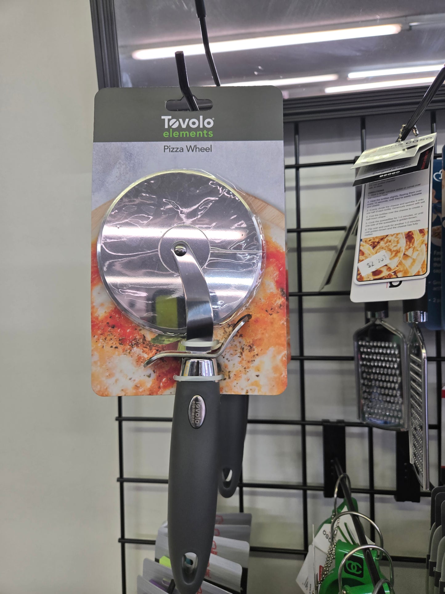 TV PIZZA WHEEL